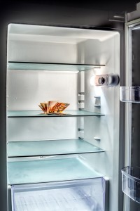冷蔵庫の温度は弱の設定で節電